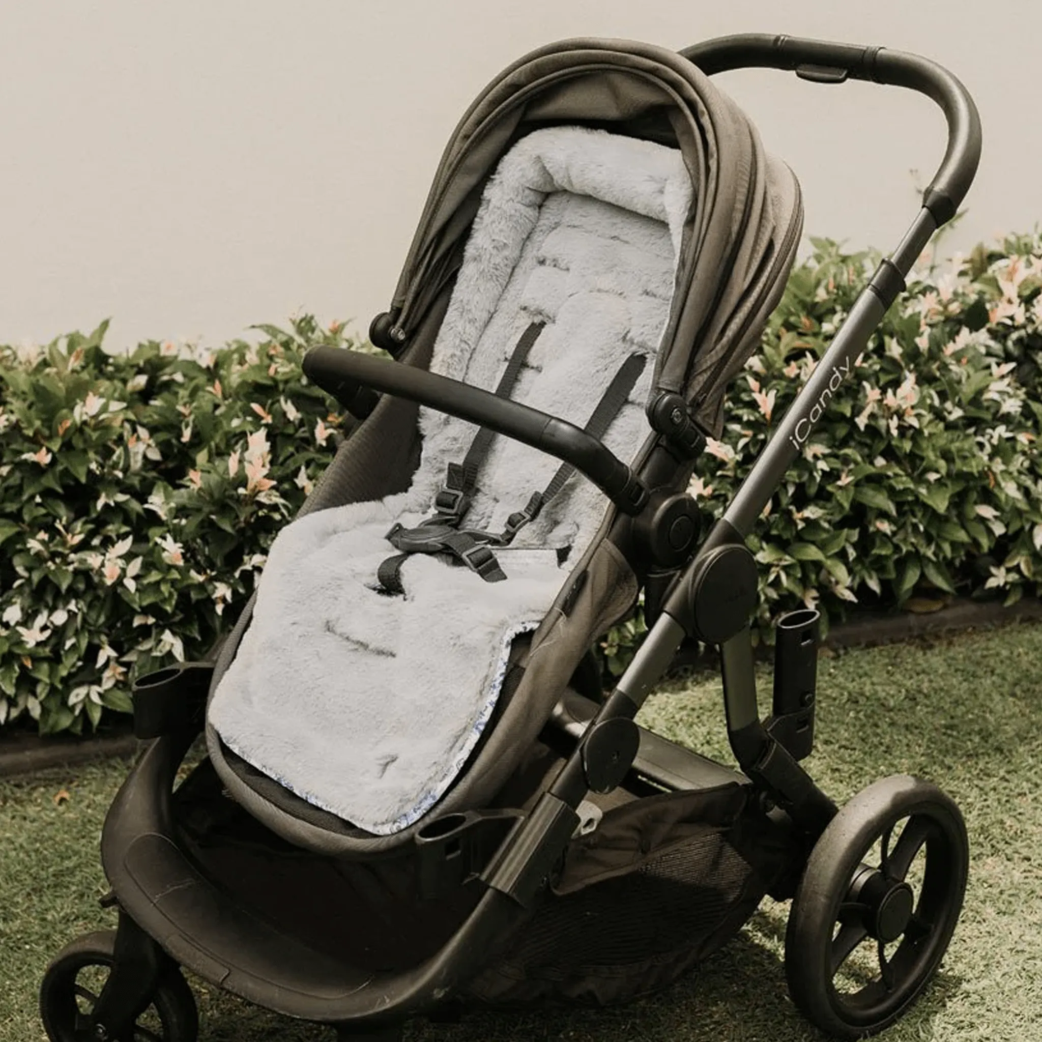 Cozy Fleece Pram Liner - Blue Paisley