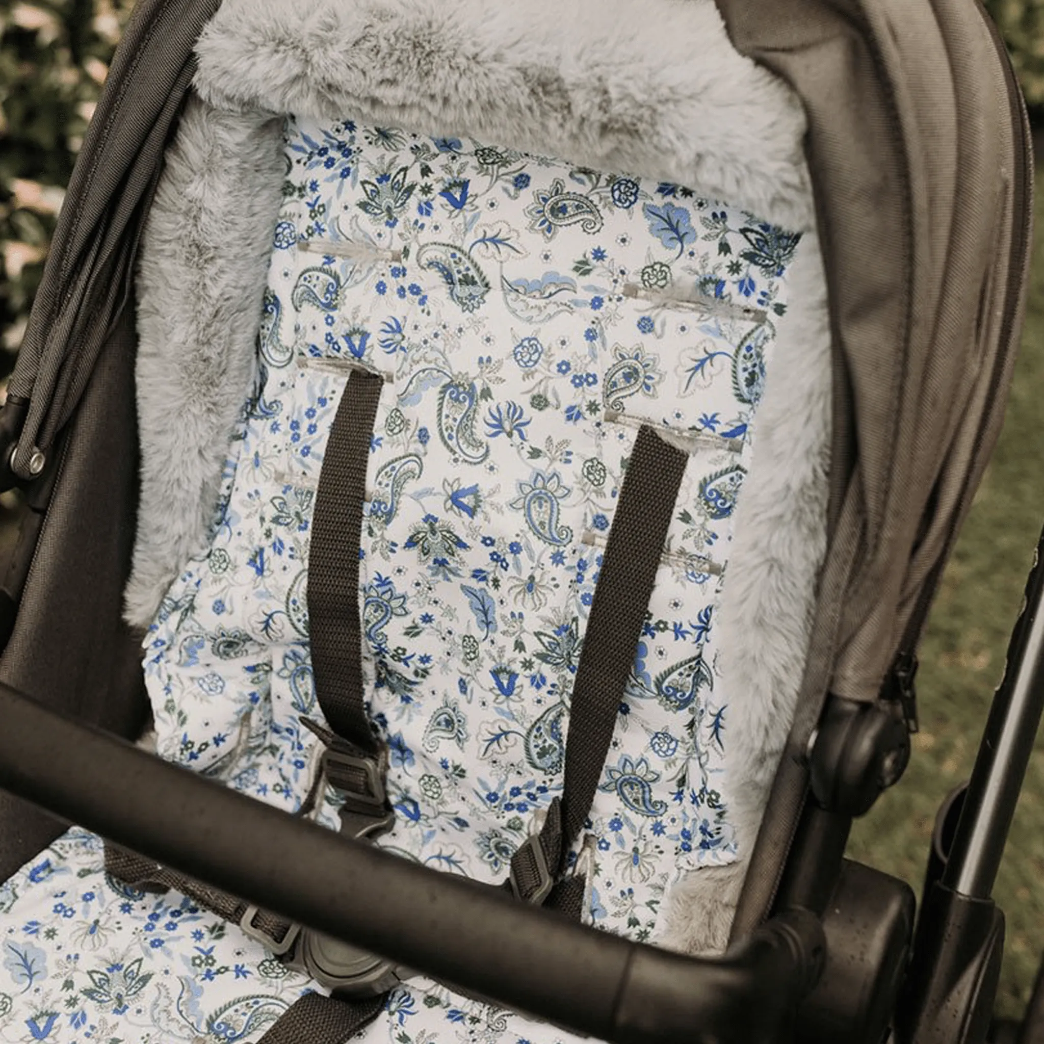 Cozy Fleece Pram Liner - Blue Paisley